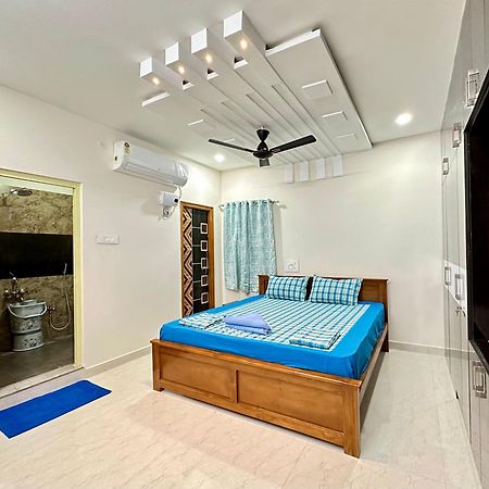Truelife - 3Bhk Ac Apartments For Large Family - Best Location - Direct Flyover To Alipiri Gate - Walk To Ps4 Veg Restaurant - Modular Kitchen - Super Fast Wifi - Android Tv - 250 Jio Channels - Easy Access To All Temples - Top Service With Lots Of L Τιρουπάτι Εξωτερικό φωτογραφία