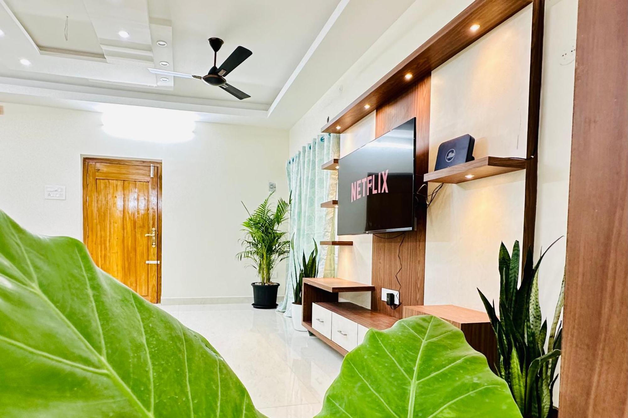 Truelife - 3Bhk Ac Apartments For Large Family - Best Location - Direct Flyover To Alipiri Gate - Walk To Ps4 Veg Restaurant - Modular Kitchen - Super Fast Wifi - Android Tv - 250 Jio Channels - Easy Access To All Temples - Top Service With Lots Of L Τιρουπάτι Εξωτερικό φωτογραφία